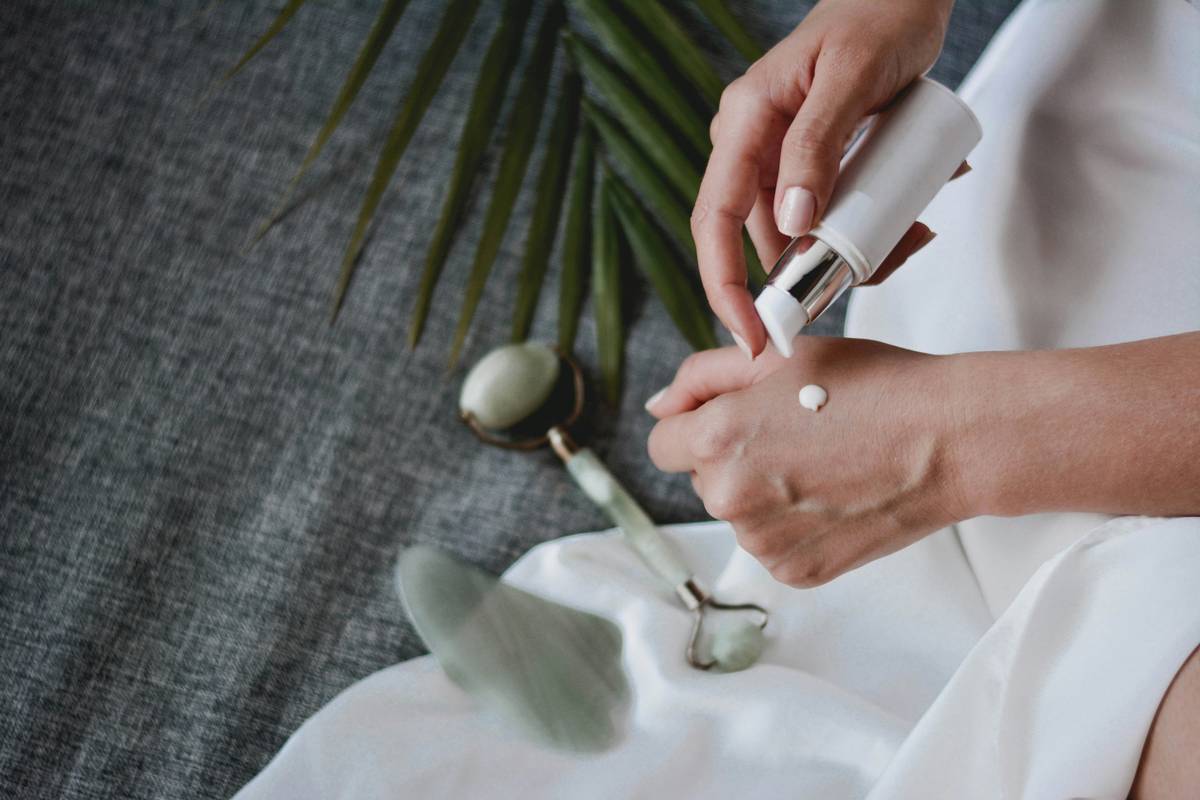 Retinol Side Effect Cream How To: 7 Proven Tips to Avoid Painful Mistakes